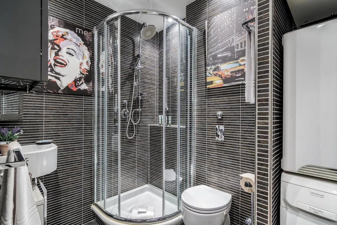 Beplace Cenacolo Apartments Milan Italy